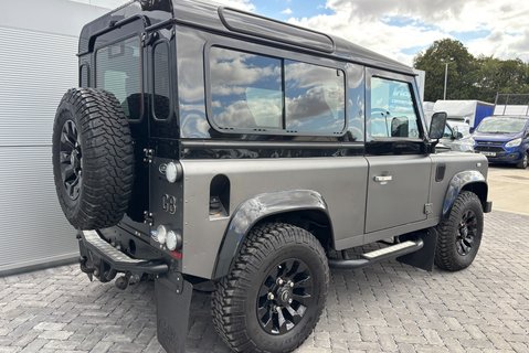 Land Rover Defender 90 TD Autobiography Station Wagon - 1/100 Made - LR Service History 3