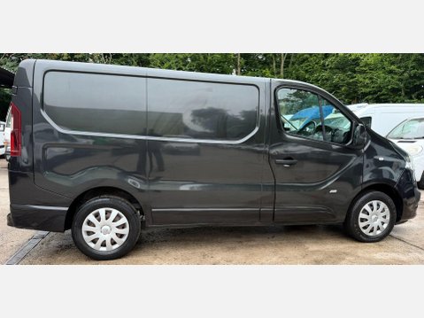 Vauxhall Vivaro 1.6 CDTi 2700 BiTurbo ecoFLEX Sportive Panel Van 5dr Diesel Manual L1 H1 Eu 8