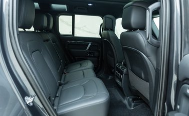 Land Rover Defender 110 V8 Carpathian Edition 14