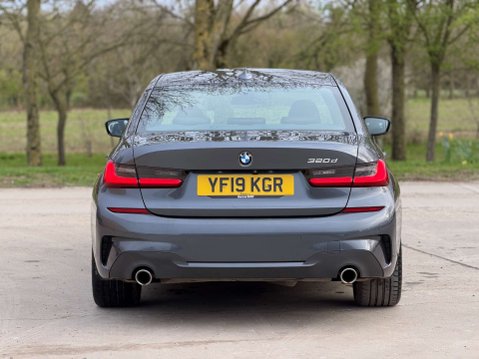BMW 3 Series 2.0 320d M Sport Auto 4dr 27