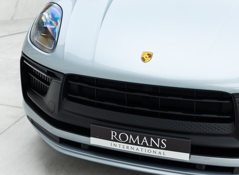 Porsche Macan GTS 22