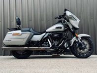 Harley-Davidson Cvo 2.0 CVO Street Glide 1977 23 60