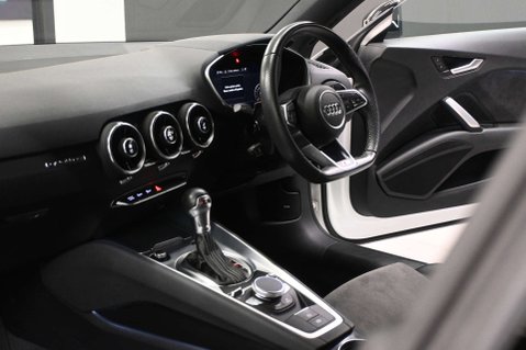 Audi TT 2.0 TT Black Edition 45 TFSI Quattro Semi-Auto 4WD 3dr 12