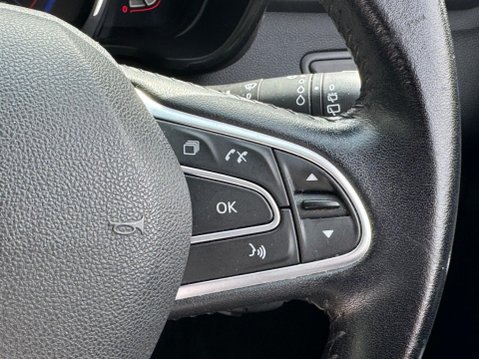 Renault Kadjar 1.5 dCi Dynamique Nav EDC Euro 6 (s/s) 5dr 27