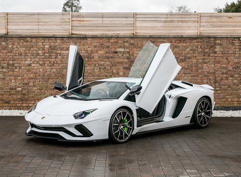 Lamborghini Aventador S 6
