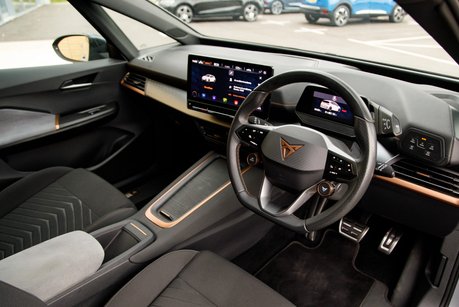Cupra Born V2