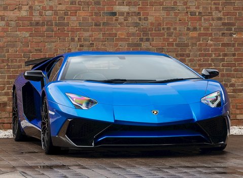 Lamborghini Aventador SV LP 750-4 Coupe 1