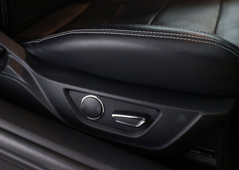 Ford Mustang 5.0 Mustang GT Auto 2dr 33