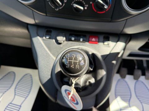 Peugeot Partner 1.6 BlueHDi 855 SE L1 5dr Stop & Start 29
