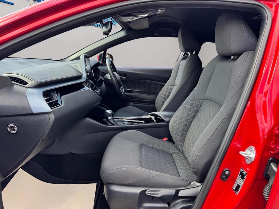 2020 Toyota C-HR — image 40