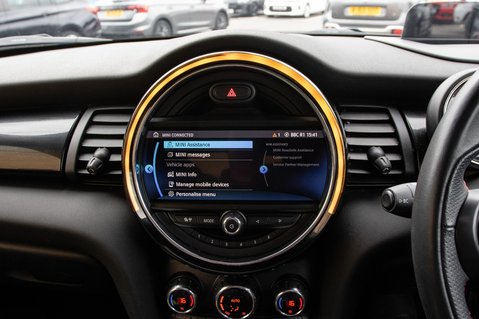 Mini Cooper Hatchback 1.5 Cooper Sport II 3dr 23