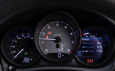 Porsche Macan S 17