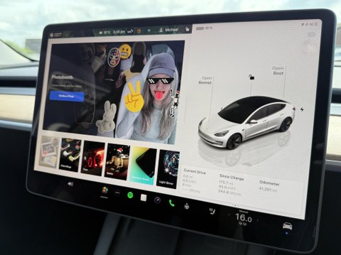Tesla Model 3 Saloon 4dr Electric Auto RWD (241 bhp) 43