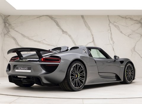 Porsche 918 Spyder 8