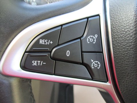Dacia Sandero 1.0 TCe Comfort Euro 6 (s/s) 5dr 30
