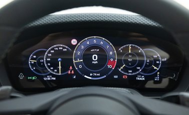 Porsche 911 GT3 TOURING (992.2) 22