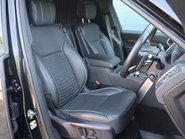 Land Rover Discovery 3.0 HSE- X Dynamic 22 inch wheels climate pack full hi gloss black pack  15