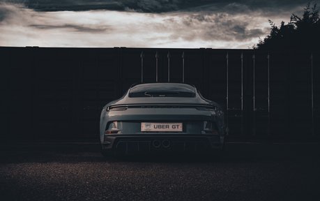 Porsche 911 GT3 Touring PDK - PCCB, Carbon Roof, Lift 45