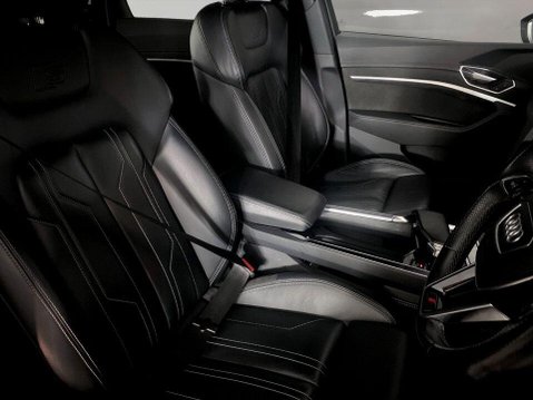 Audi E-Tron 55 S line Sportback 5dr Electric Auto quattro 95kWh (408 ps) 11