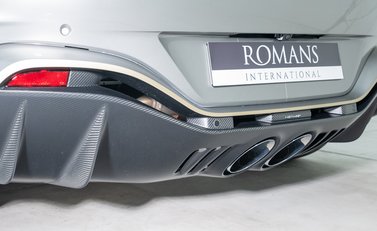 Aston Martin V12 Vantage 34