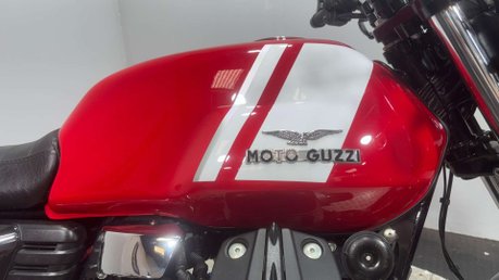 Moto Guzzi V7 ABS SPECIAL 2015 ONLY 7K MOT EXCELLENT CONDITION RETRO 744CC 38