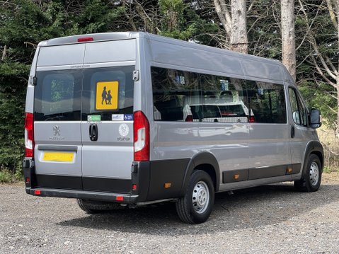 Peugeot Boxer 440 L4H2 LIGHTWEIGHT MINIBUS 17SEATS w/ Telescopic Ramps, AC. ULEZ E6 10