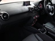 Audi A1 SPORTBACK TFSI SPORT 33