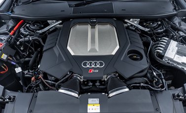 Audi RS6 AVANT PERFORMANCE CARBON VORSPRUNG 42