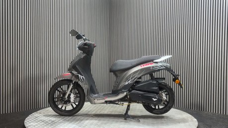 Lexmoto Urban 2019 GOOD LOOKING PROJECT SCOOTER RUNNING 125CC BIKE 4
