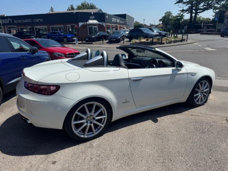Alfa Romeo Spider 2.2 JTS Limited Edition 2dr 10