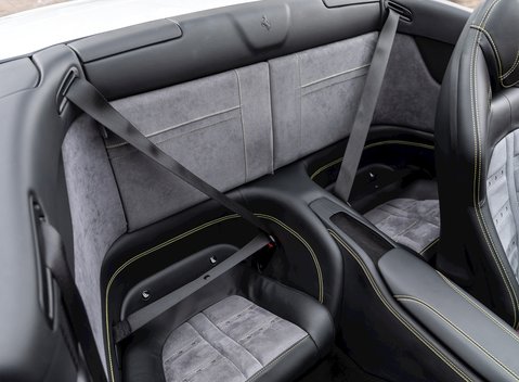 Ferrari California T 15