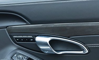 Porsche 911 Turbo Cabriolet (991.2) 23