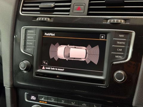 Volkswagen Golf 2.0 TDI BlueMotion Tech GTD Hatchback 5dr Diesel DSG Euro 6 (s/s) (184 ps) 35