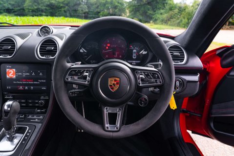 Porsche 718 2.5 Cayman GTS PDK 12