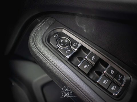 Porsche Macan 3.0 Macan S D Semi-Auto 4WD 5dr 49