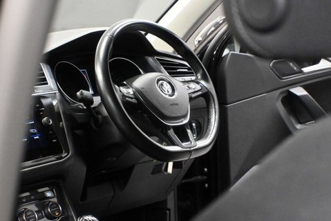 Volkswagen Tiguan 1.4 Tiguan SE Nav TSi 5dr 4