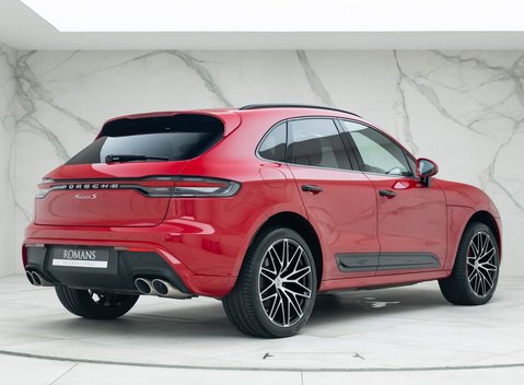 Porsche Macan S 3