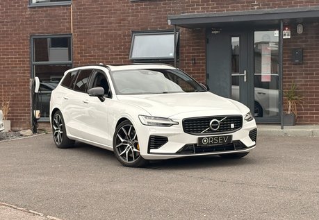 Volvo V60 RECHARGE T8 POLESTAR ENGINEERED AWD Pano Sunroof Pilot Assist HUD Rev Cam++