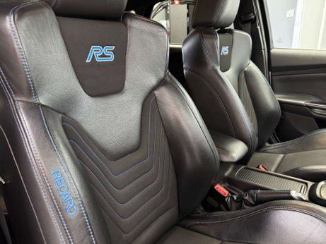 Ford Focus 2.3T EcoBoost RS Hatchback 5dr Petrol Manual AWD Euro 6 (s/s) (350 ps) 16