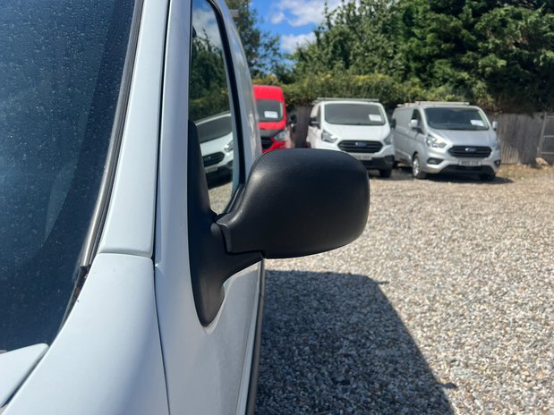 Renault Kangoo SWB L1H1 Low Roof Air Con NO VAT 20