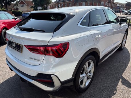Audi Q3 1.5 TFSI CoD 35 S line Sportback 5dr Petrol Manual Euro 6 (s/s) (150 ps) 19