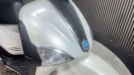 Piaggio Liberty 2012 PROJECT 2 STROKE 2T SCOOTER SPARES OR REPAIR 50CC 9