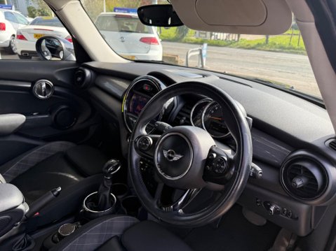 Mini Hatch 1.5 Cooper D Auto Euro 6 (s/s) 5dr 9