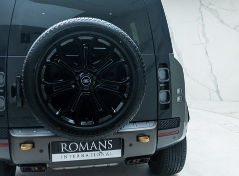 Land Rover Defender 110 OCTA EDITION ONE 46