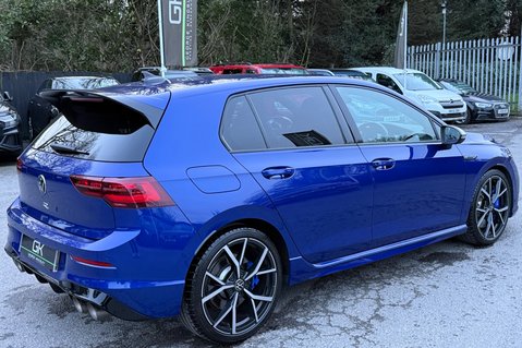 Volkswagen Golf R TSI 4MOTION DSG -AKRAPOVIC -PERFORMANCE PACK -CARBON LEATHER -HEATED S/W 6