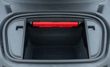 Porsche Taycan 4S Cross Turismo 43