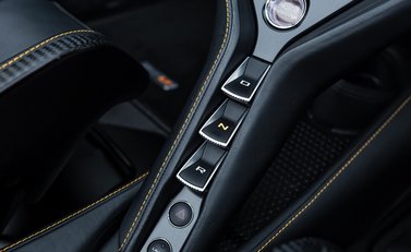 McLaren 765LT Spider 25