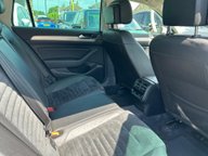 Volkswagen Passat GT TDI BLUEMOTION TECHNOLOGY 17