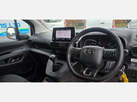 Toyota Proace City design L1 H1 1.5D 100ps EU6 8