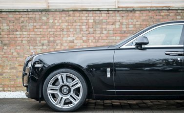 Rolls-Royce Ghost 30